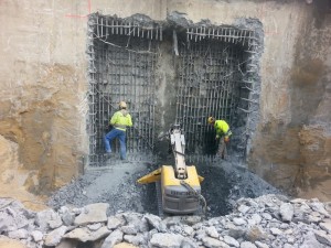 Kolejne ujęcie robota podczas prac szczelinowych